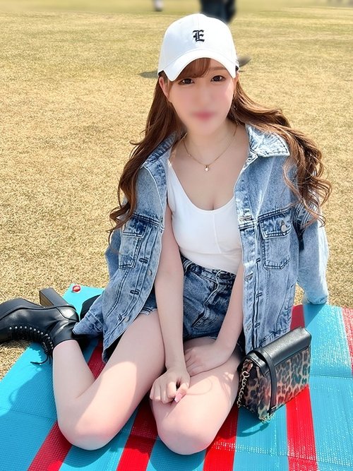 FC2 Uncensored H-Cup Hairdresser Nao-Chan Creampie Facial