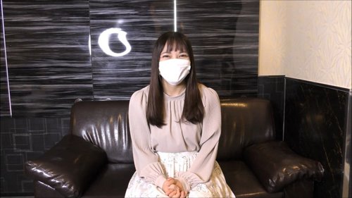 FC2エミ無修正中出し：健康的な美肌JDエンジェル絶頂セックス